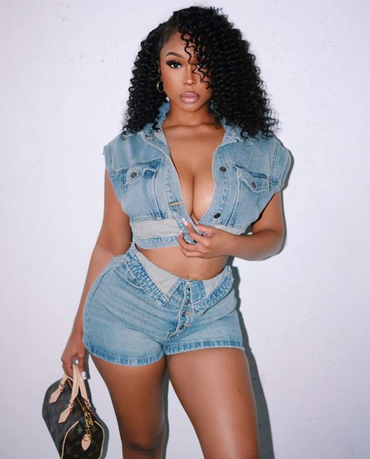Bae You Fine